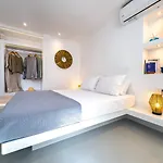 Apartment Kefalas In Naousa (Paros)
