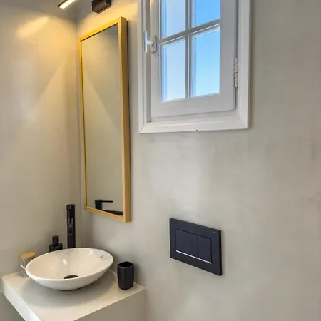 Kefalas In * Νάουσα